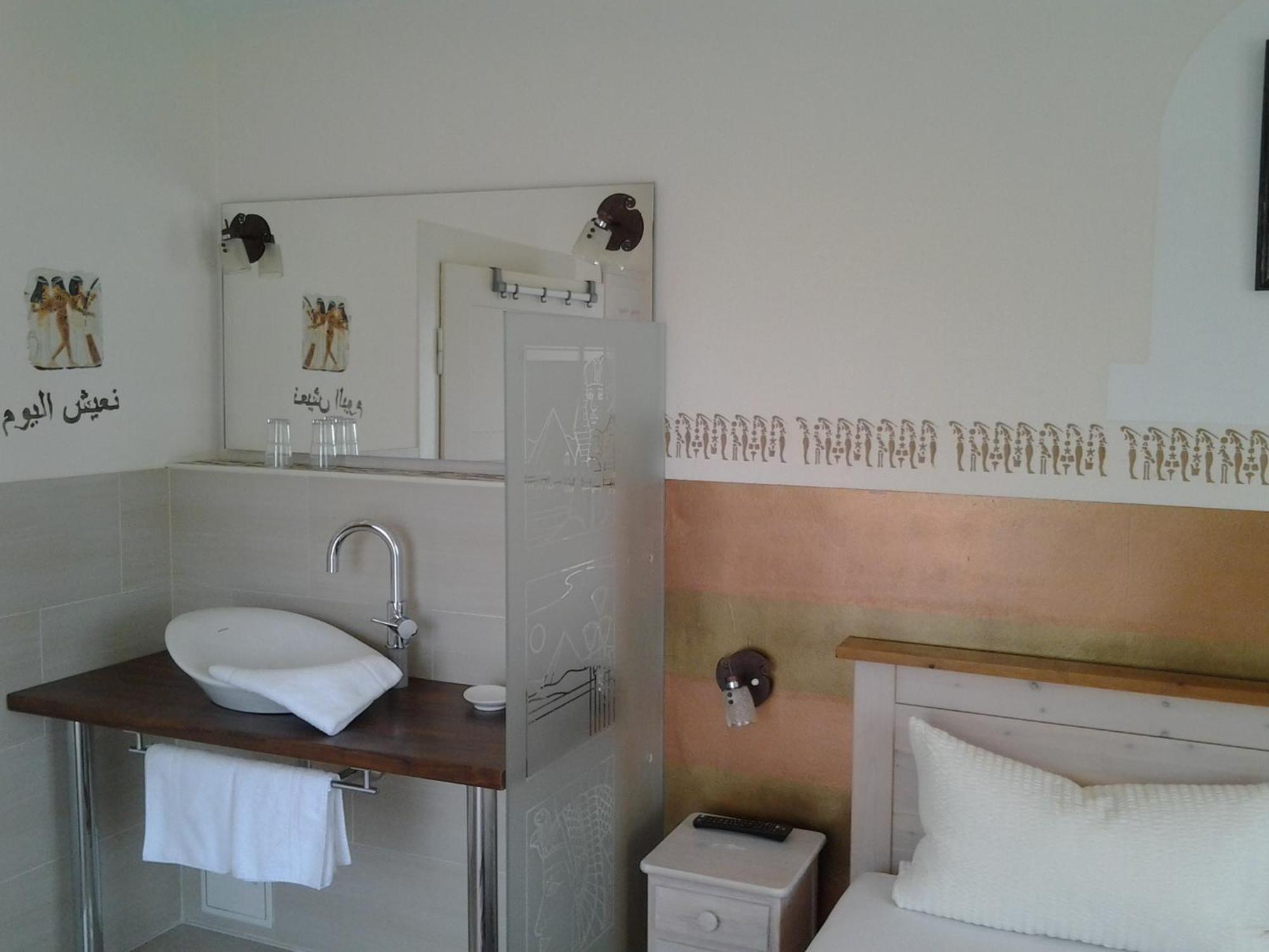Lug Ins Land Wachsenberg Hotel Neusitz  Bilik gambar