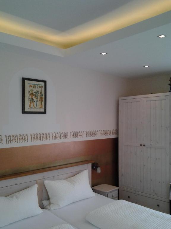 Lug Ins Land Wachsenberg Hotel Neusitz  Bilik gambar