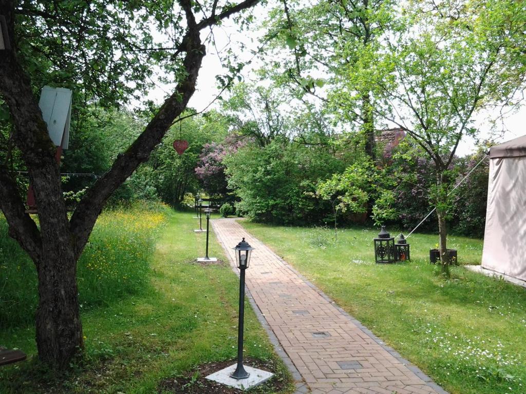 Lug Ins Land Wachsenberg Hotel Neusitz  Bilik gambar